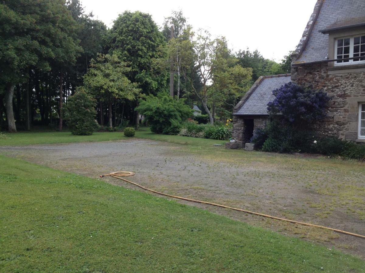 Maison D'Hotes "Bienlivien" Saint-Coulomb Buitenkant foto
